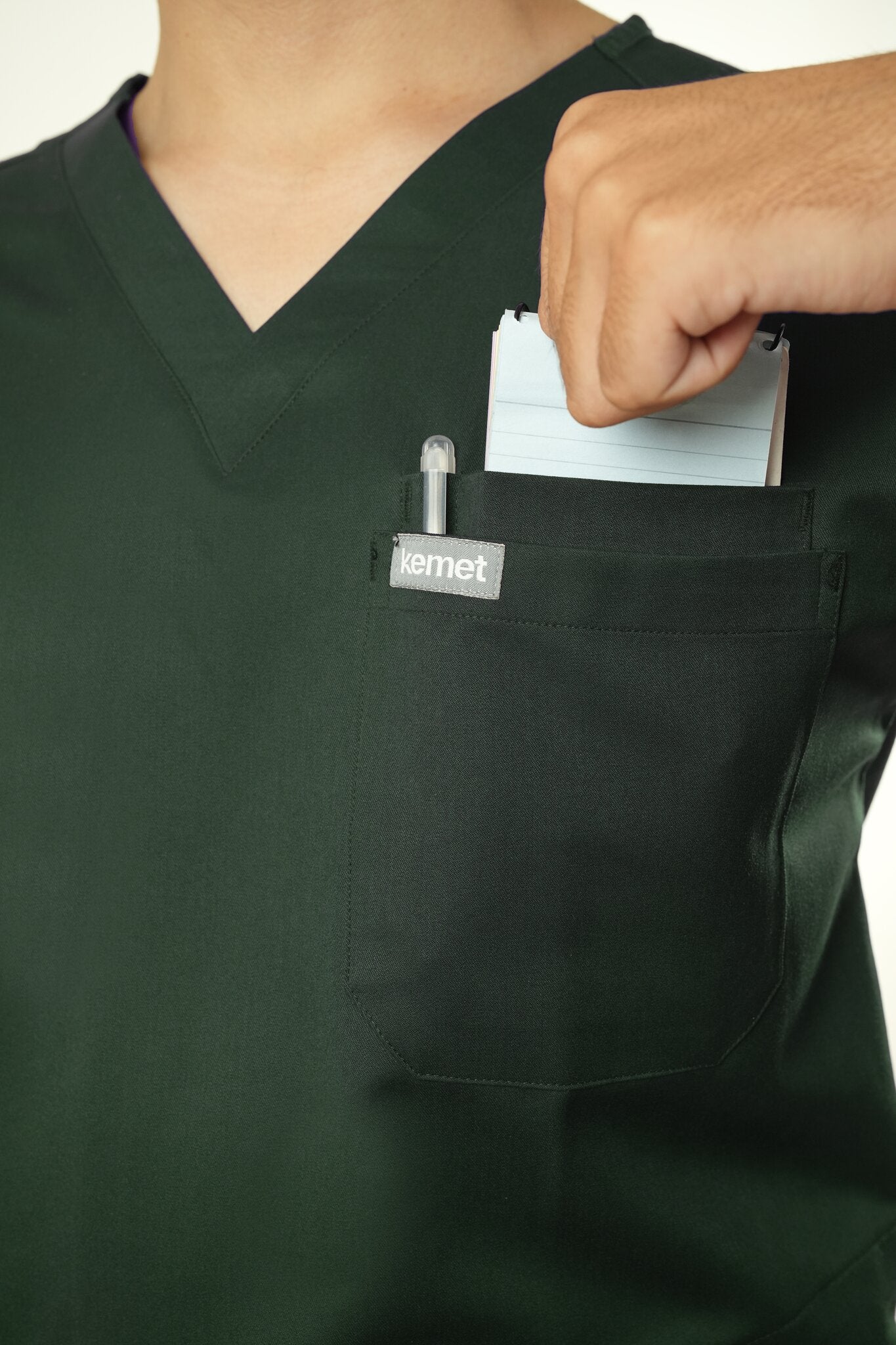 Atlas 3-Pocket Scrub Top Kemet