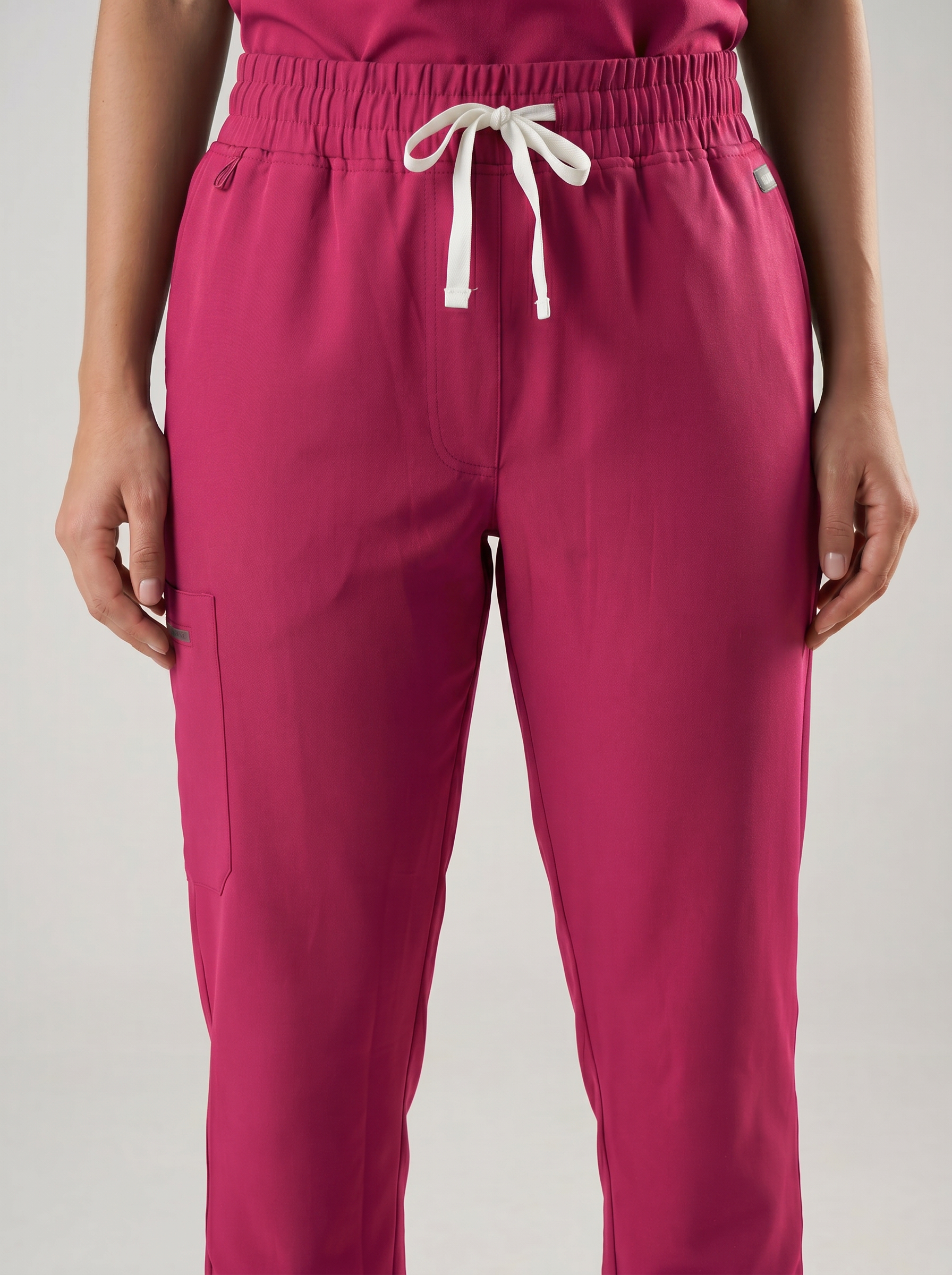 Daisy 6 Pocket Scrub Bottom Kemet