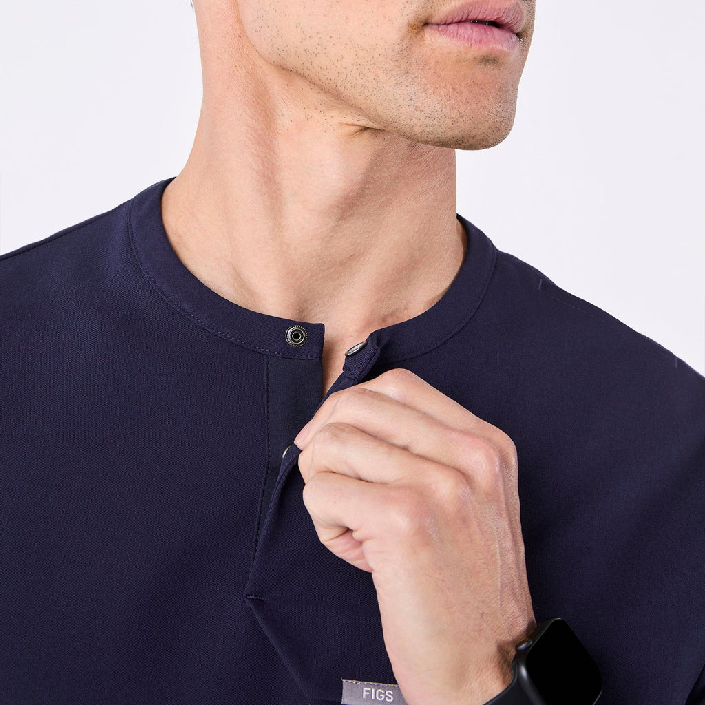 Men's Three-Pocket Giza Scrub Top